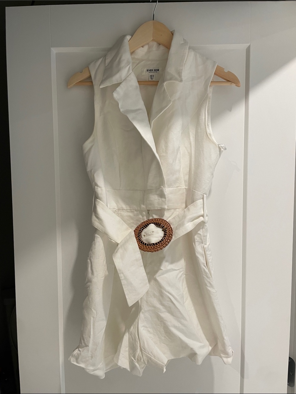 Ever New Sleeveless Cream Mini Shorts Romper with Woven Buckle